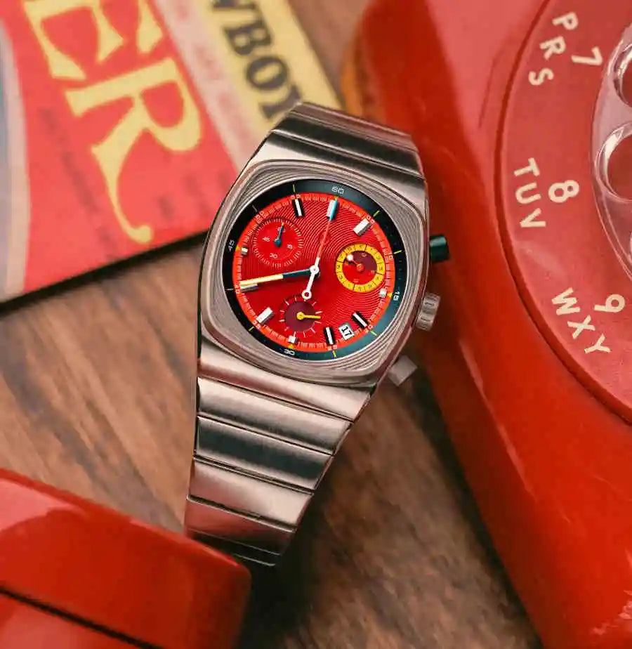 Retro Edge Timepiece