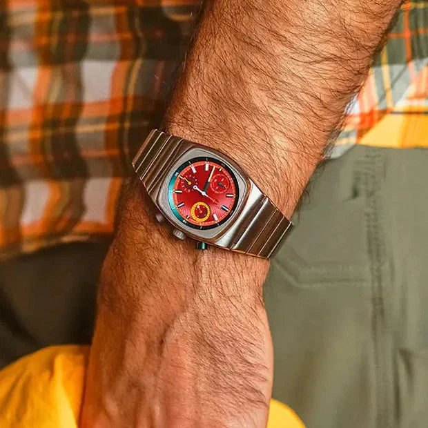 Retro Edge Timepiece