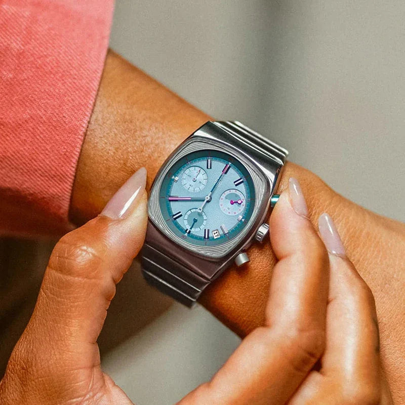 Retro Edge Timepiece