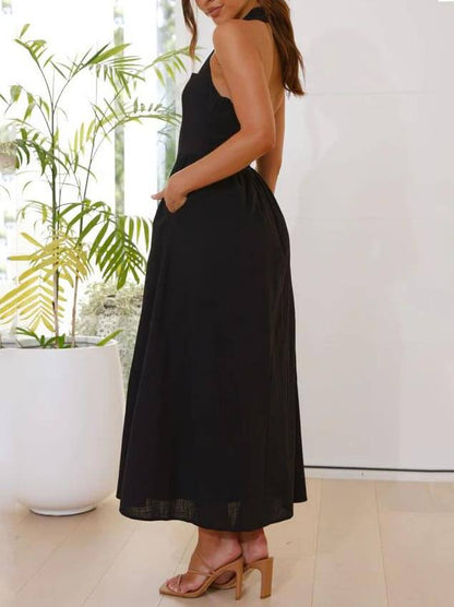 Elegant Halter-Neck Midi Dress – Waist-Defining Fit