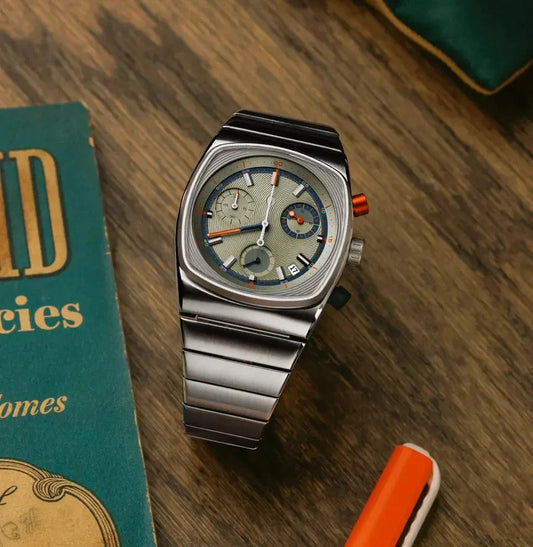 Retro Edge Timepiece
